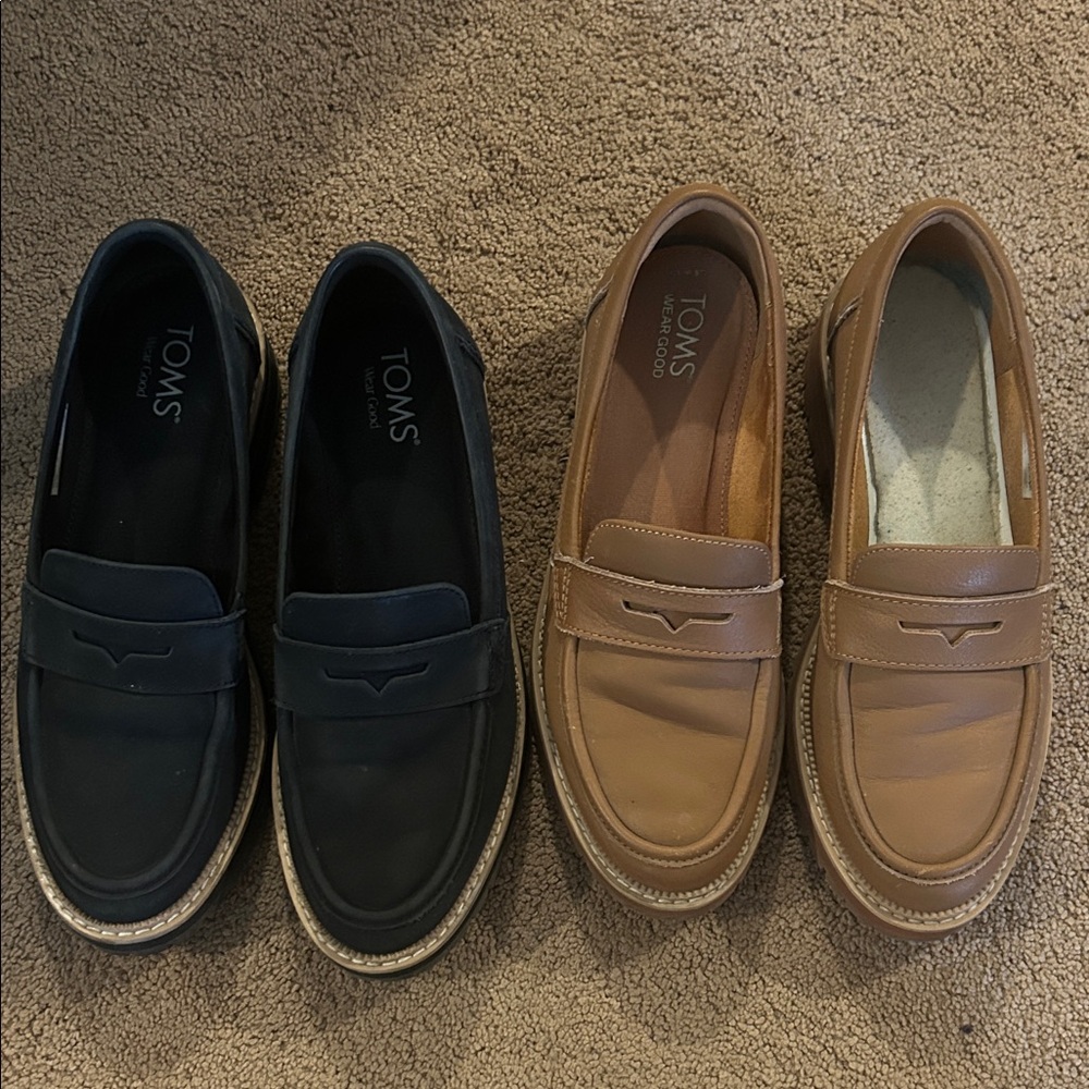 TOMS women's Black and Tan Loafers
